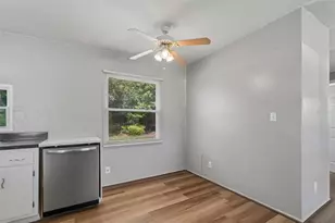 11136 104th St, Largo, FL 33773 - Photo 12