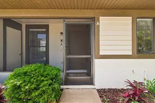 2945 Grove Wood Blvd, Palm Harbor, FL 34683 - Photo 4