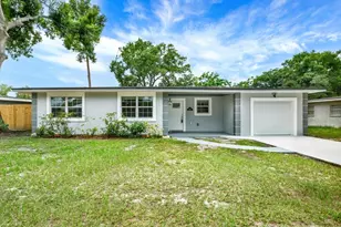 4521 Tarpon Dr, Tampa, FL 33617 - Photo 1