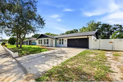 3304 King Richard Court, Seffner, FL 33584 - Photo 2
