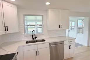 13617 Frances Ave, Hudson, FL 34667 - Photo 10