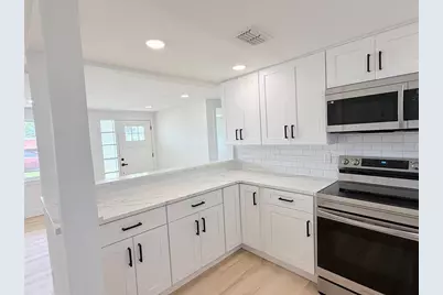 13617 Frances Avenue, Hudson, FL 34667 - Photo 8