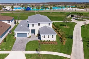31808 Tortuga Shore Loop, Wesley Chapel, FL 33545 - Photo 2