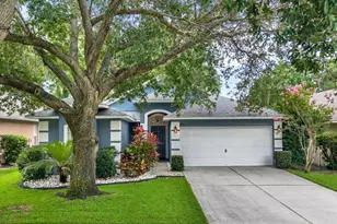 805 Straw Lake Dr, Brandon, FL 33510 - Photo 2