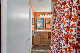 11296 90th Ave, Seminole, FL 33772 - Photo 14