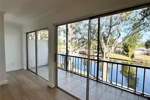 9205 Tudor Dr, Tampa, FL 33615 - Photo 14
