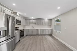 6532 S West Shore Circle, Tampa, FL 33616 - Photo 8