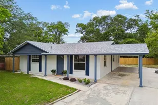 6532 S West Shore Circle, Tampa, FL 33616 - Photo 2