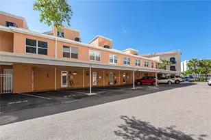 920 N Shore Dr NE, Saint Petersburg, FL 33701 - Photo 40