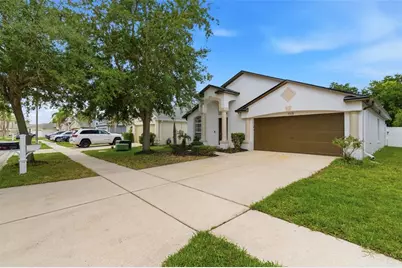 7315 Newhall Pass Lane, Wesley Chapel, FL 33545 - Photo 2