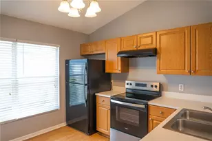 1851 Falling Star Ln, Lutz, FL 33549 - Photo 12