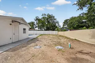 4019 Mclane Dr, Tampa, FL 33610 - Photo 38