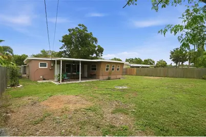 2050 75th Street N, Saint Petersburg, FL 33710 - Photo 26