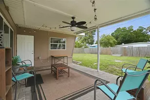 2050 75th St N, Saint Petersburg, FL 33710 - Photo 24
