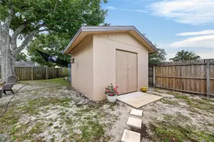 703 Isleton Dr, Brandon, FL 33511 - Photo 56
