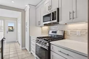 5925 Shore Blvd S, Gulfport, FL 33707 - Photo 16