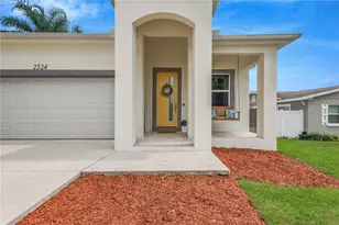 2524 Lake Ellen Ln, Tampa, FL 33618 - Photo 24