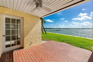 7310 Sunshine Skyway Ln S, Saint Petersburg, FL 33711 - Photo 34
