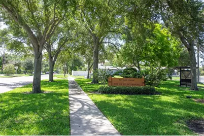 2521 4th Street S, Saint Petersburg, FL 33705 - Photo 40