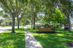 2521 4th St S, Saint Petersburg, FL 33705 - Photo 40