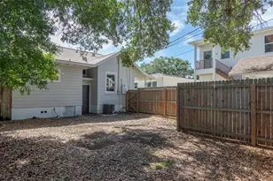 2521 4th St S, Saint Petersburg, FL 33705 - Photo 34