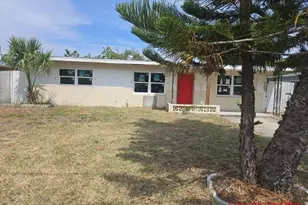 7369 Royal Palm Dr, New Port Richey, FL 34652 - Photo 1