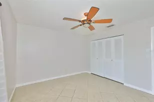 207 Islip Way, Sun City Center, FL 33573 - Photo 18