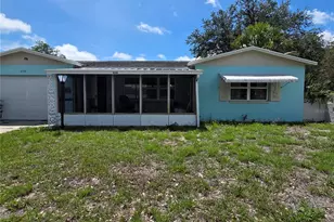 436 57th St N, Saint Petersburg, FL 33710 - Photo 1