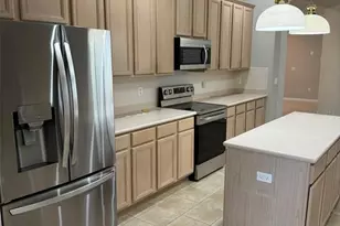 5501 Reflections Blvd, Lutz, FL 33558 - Photo 6