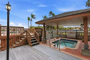 10355 Paradise Blvd, Saint Petersburg, FL 33706 - Photo 32
