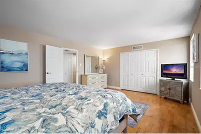 10355 Paradise Boulevard #1010-1011, Saint Petersburg, FL 33706 - Photo 16
