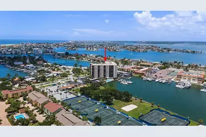 10355 Paradise Boulevard #1010-1011, Saint Petersburg, FL 33706 - Photo 46