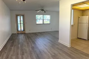 201 Bedford St, Sun City Center, FL 33573 - Photo 10