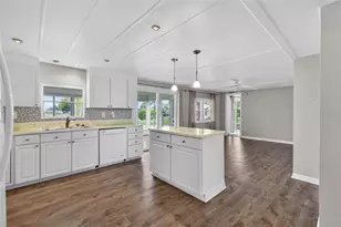 401 Loma Linda, North Port, FL 34287 - Photo 6
