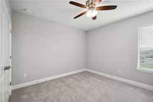 2560 Warren Acres Blvd, Wesley Chapel, FL 33543 - Photo 26