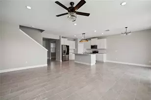 2560 Warren Acres Blvd, Wesley Chapel, FL 33543 - Photo 4