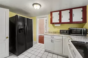 4109 N Suwanee Ave, Tampa, FL 33603 - Photo 22
