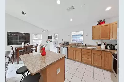 6512 N 24th Street, Tampa, FL 33610 - Photo 8