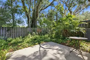 5110 Gainsville Dr, Tampa, FL 33617 - Photo 14