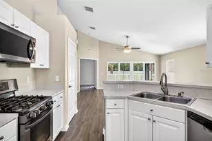 15826 Stags Leap Dr, Lutz, FL 33559 - Photo 20