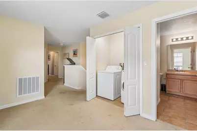 5017 White Sanderling Court, Tampa, FL 33619 - Photo 32