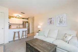 1400 Gandy Blvd N, Saint Petersburg, FL 33702 - Photo 4