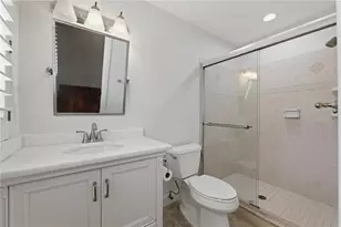 1124 Seville Ln NE, Saint Petersburg, FL 33704 - Photo 44