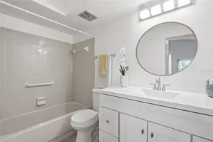 366 47th Ave N, Saint Petersburg, FL 33703 - Photo 8