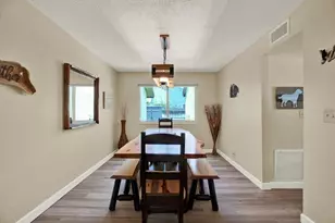 7363 Rosetree Pl E, Seminole, FL 33772 - Photo 14