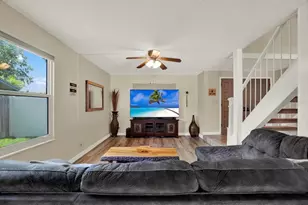 7363 Rosetree Pl E, Seminole, FL 33772 - Photo 4