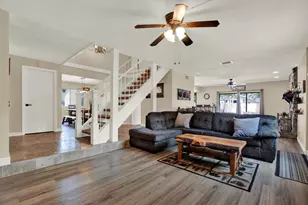 7363 Rosetree Pl E, Seminole, FL 33772 - Photo 2