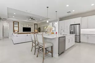 3857 Cabernet Ter, Wesley Chapel, FL 33543 - Photo 10