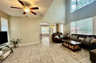 12014 Deacons Croft Ln, Tampa, FL 33626 - Photo 6