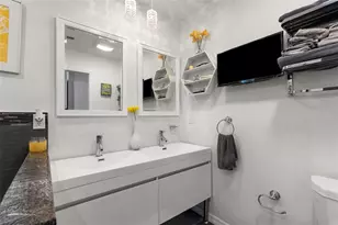 4832 5th St S, Saint Petersburg, FL 33705 - Photo 24